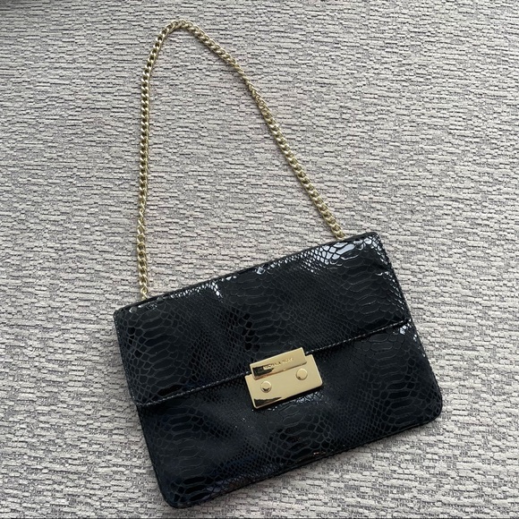 Michael Kors Handbags - Michael Kors // Handbag